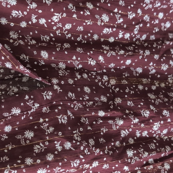 LOFT Burgundy & Gold Floral Blouse - Small - Picture 3 of 6